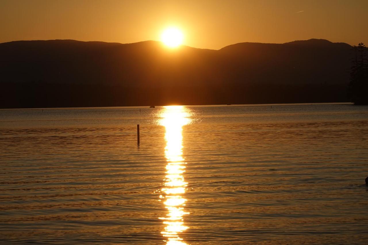 Sunnyside Home Near Sunday River, Black Mountain, Lakes And Hikes Rumford Exteriér fotografie